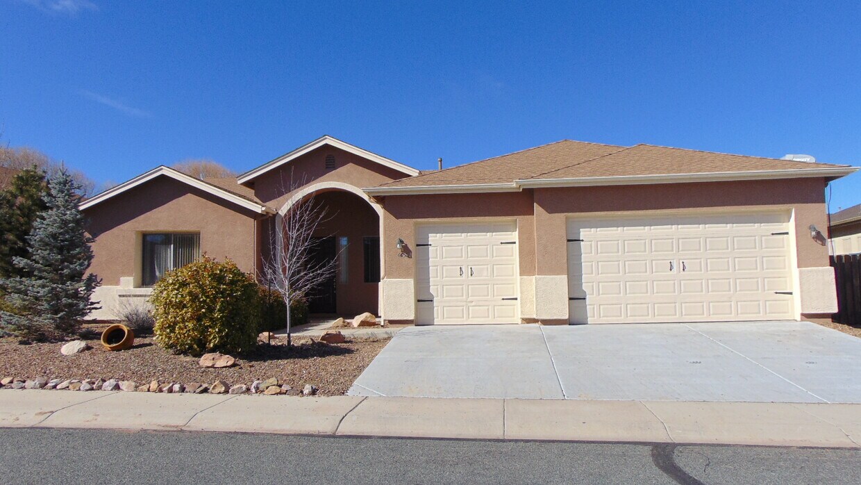 Primary Photo - 6692 E Tenby Dr