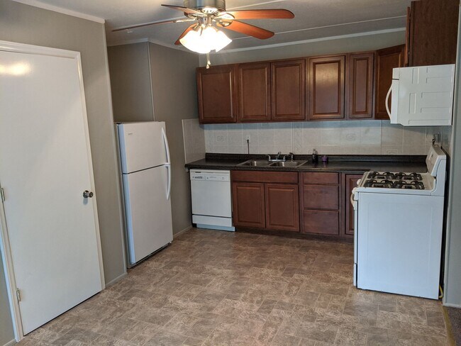 Foto del edificio - Cozy Cottage Available!