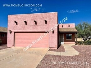 Building Photo - 10076 S Honeysuckle Dr