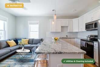 Building Photo - Furnished Private Bedroom in South Boston