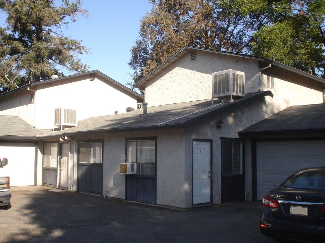 790 E 16th St Unit C, Chico, CA 95928 Room for Rent in Chico, CA
