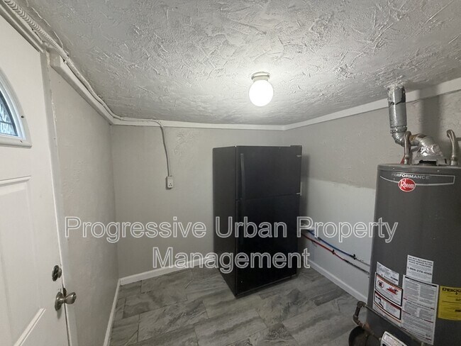 Foto del edificio - 4655 Osborn Rd