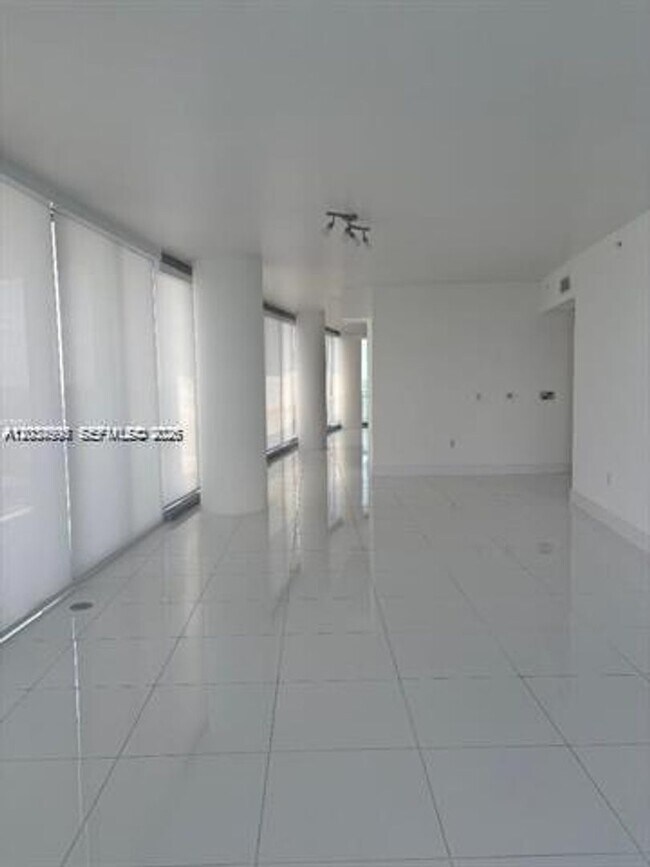 Photo - 17121 Collins Ave cu-3101 Apartment