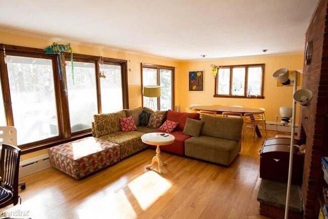Foto del edificio - 223 Grove St