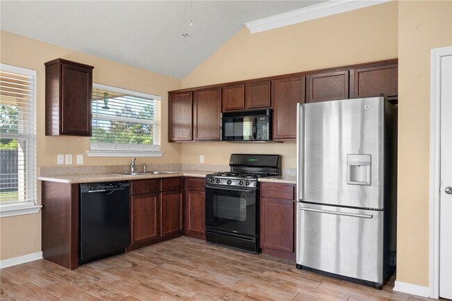 Building Photo - 919 Windmeadows Dr