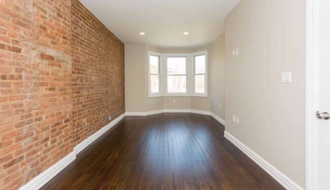 Foto del edificio - 106 Main St