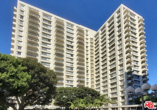 Foto del edificio - 2160 Century Pk E