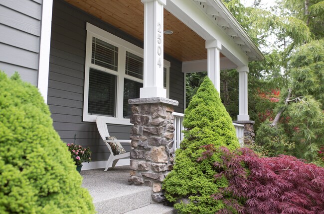 Foto del edificio - 2504 Fir Crest Blvd