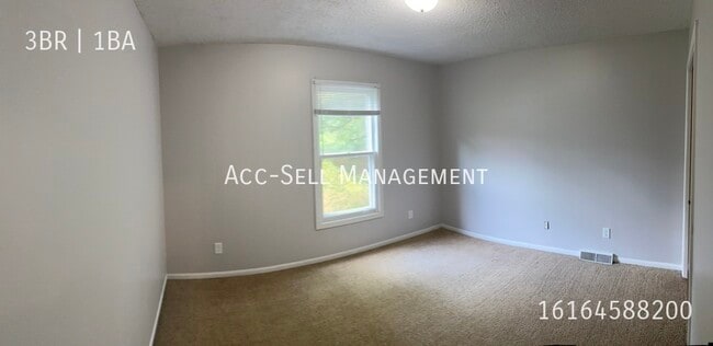 Building Photo - 6450 Bella Vista Dr NE