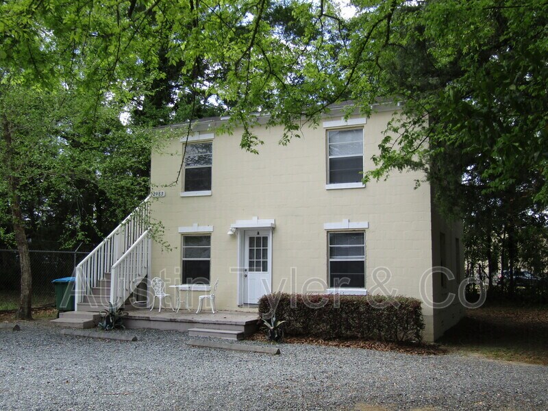 Foto principal - 2983A Smith St