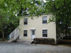 Building Photo - 2983A Smith St