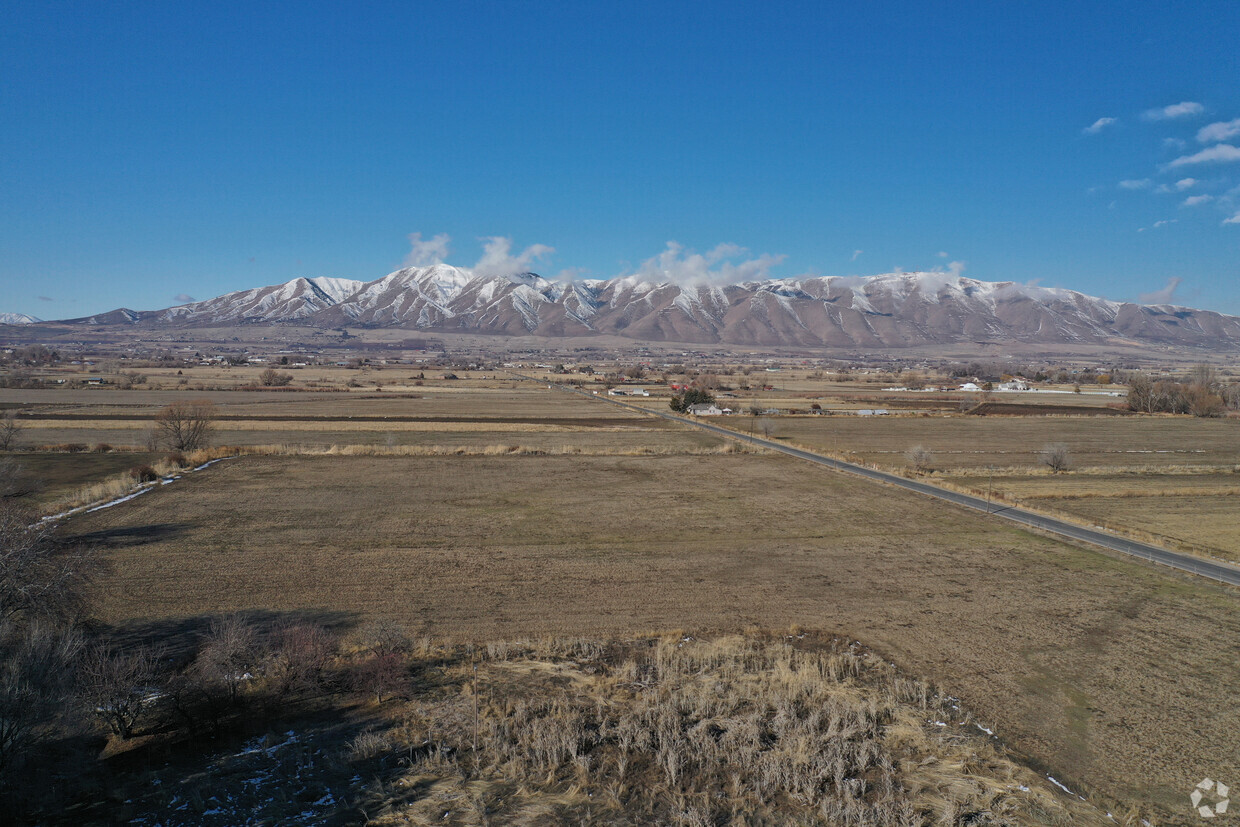 Aerial Land Photo - Pineridge Farms