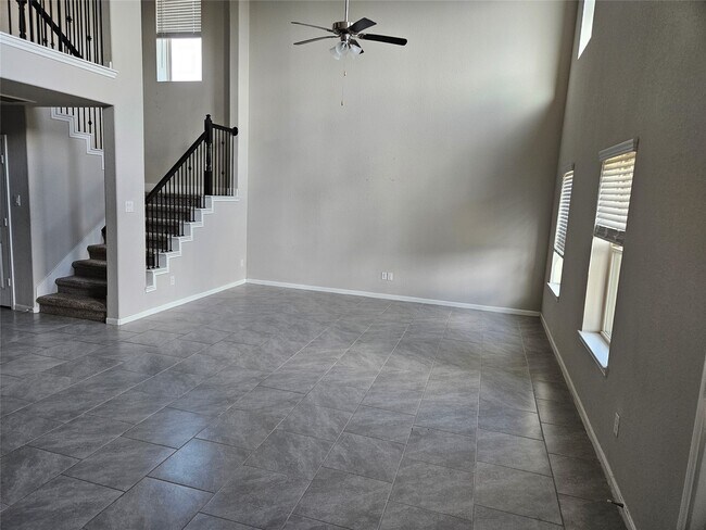 Foto del edificio - 18439 Grayson Blf Wy