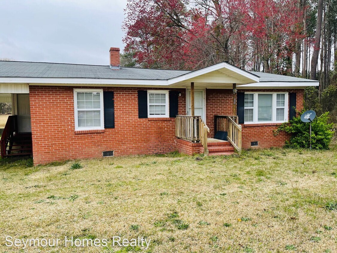 Primary Photo - 3 br, 1 bath House - 1982 Old Grantham Rd
