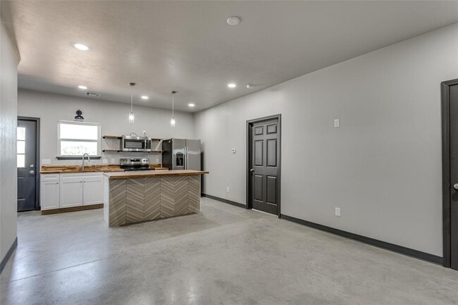 Foto del edificio - 12571 US-77