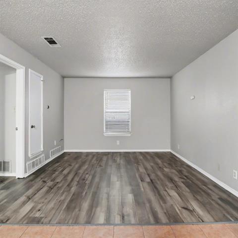 Foto del edificio - 2511 W Prairie St