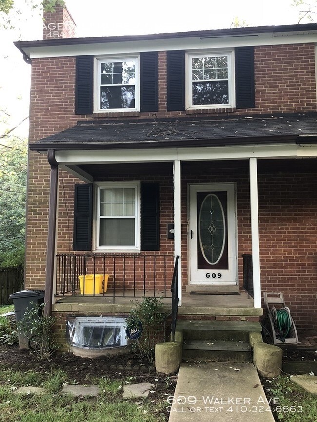 Spacious Lovely Townhome Moments from Towson Townhome Rentals in