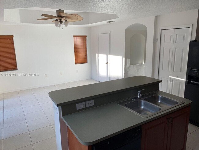 Foto del edificio - 3150 SW 152nd Pl