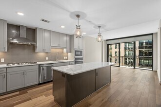 Building Photo - 2511 Willowick Rd