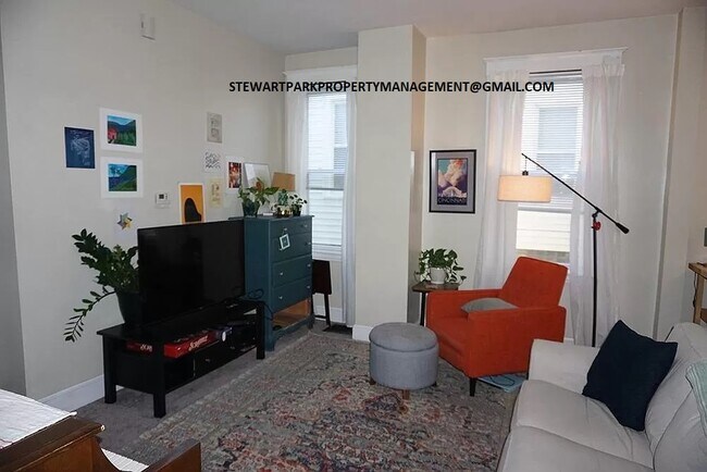 Foto del edificio - 5032 Stewart Park