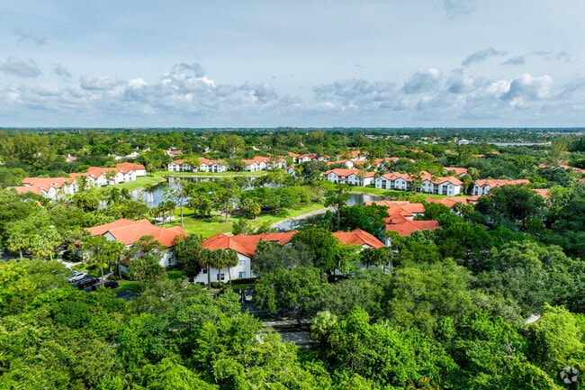 Apartment communities sit next to lakes and ponds in Parkland.