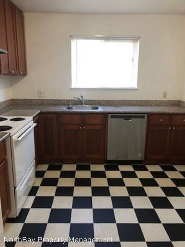 Foto del edificio - 2379 Heidi Pl