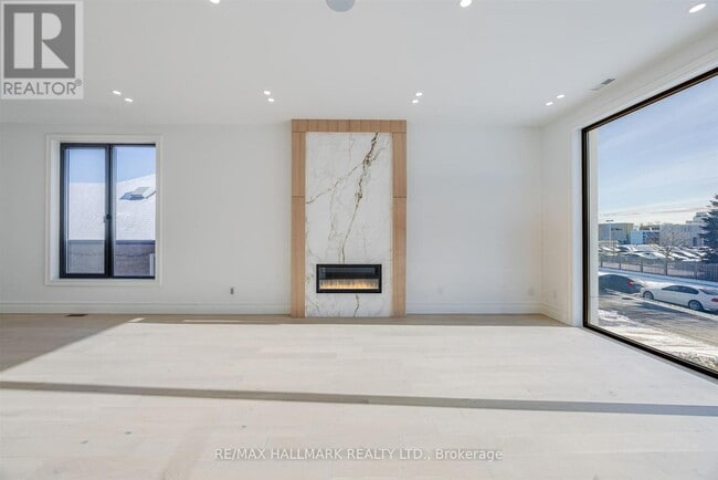 Photo du bâtiment - 230 Townsgate Dr