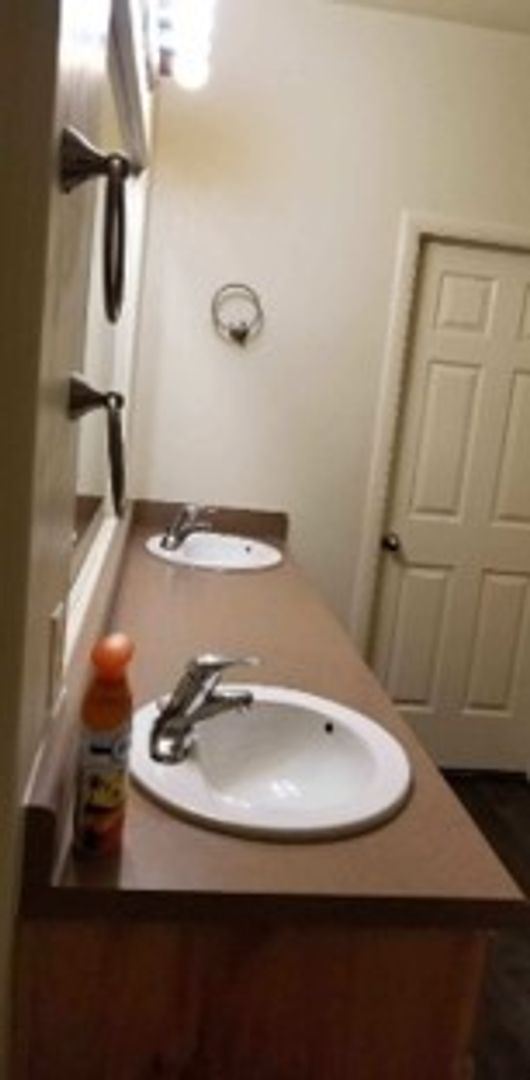 Foto del edificio - 3 br, 2.5 bath House - 814 E 3540 S Circle