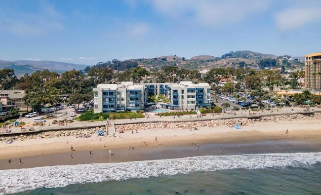 Foto del edificio - Coastal Ventura living – Gorgeous Ocean Views near Surfers Point