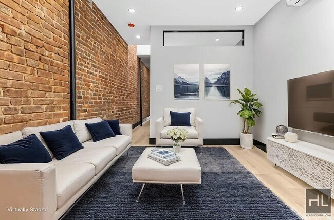 Foto del edificio - West 52nd Street - Prime Midtown West Pent...