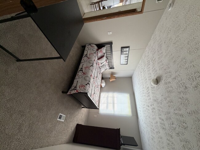 Foto del edificio - 6112 Foote Mineral Ln