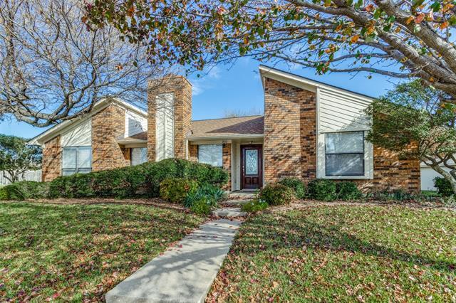 Building Photo - 933 Matilda Dr