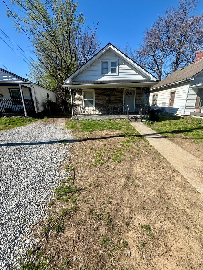 Photo - 1112 Weller Ave House