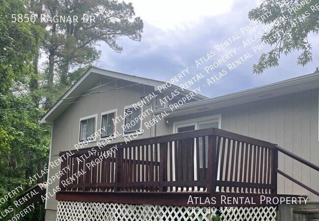 Foto del edificio - 5850 Ragnar Dr