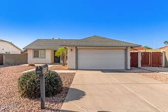 Building Photo - 4109 E Ahwatukee Dr