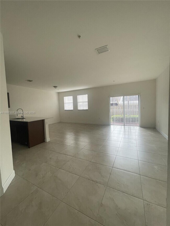 Foto del edificio - 210 NW 109th Ave