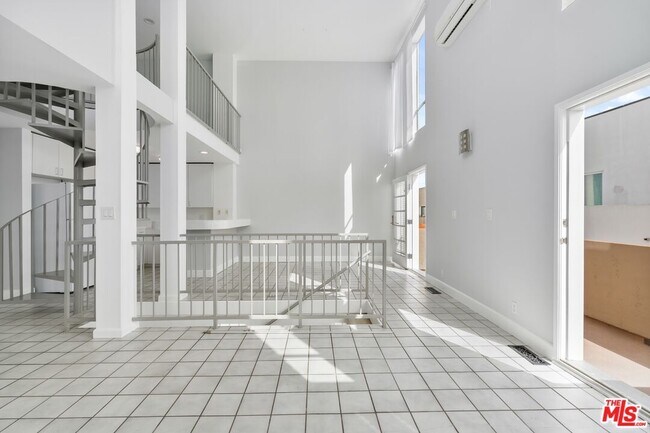 Foto del edificio - 114 Fleet St