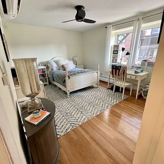 Foto principal - 182 Beacon St