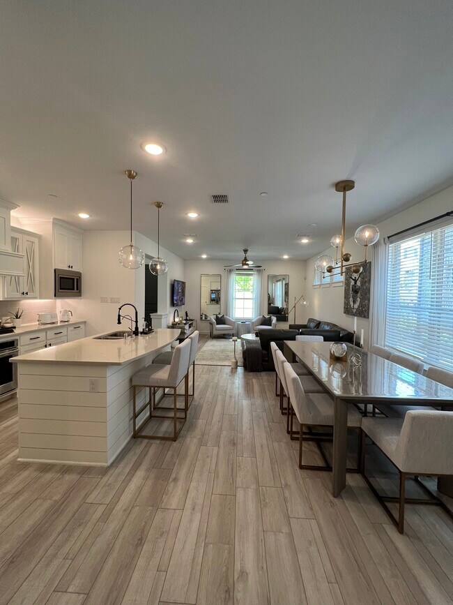 Foto del edificio - 615 Cobblestone Ln