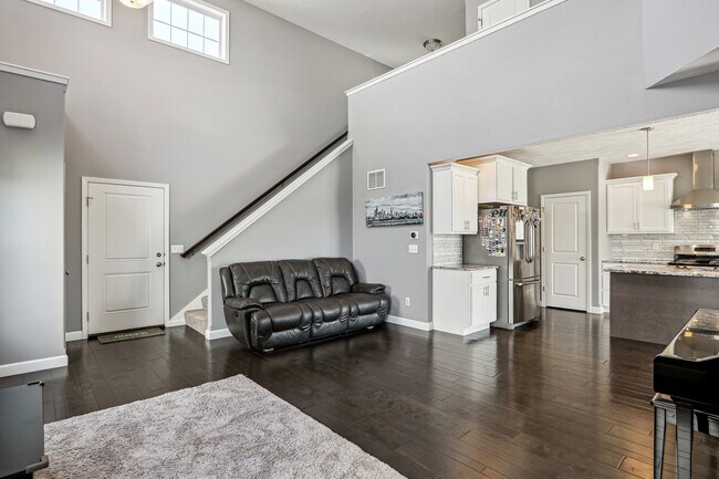 Building Photo - 4533 Nicklaus Dr