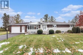 Building Photo - 24 Champagne St