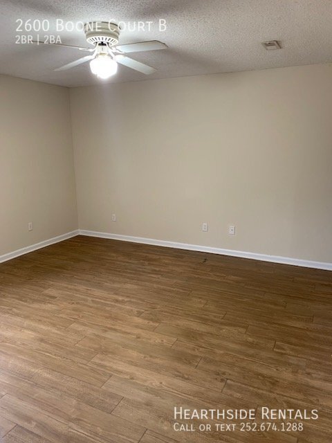 Foto del edificio - 2 Bed 2 Bath Duplex in Paladin Place