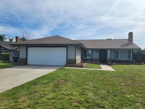 Building Photo - 10962 Stonehenge Pl