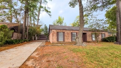 Building Photo - 2027 Whispering Springs Dr