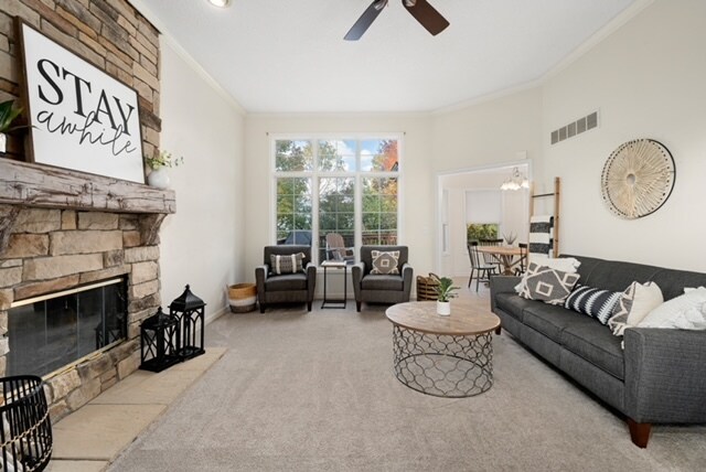 Foto del edificio - 10124 Red Oak Ct