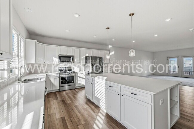 Foto del edificio - 9751 Junction Sta