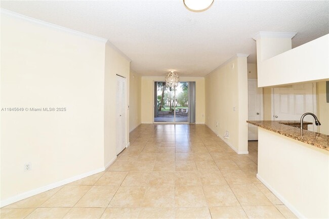 Building Photo - 17150 N Bay Rd