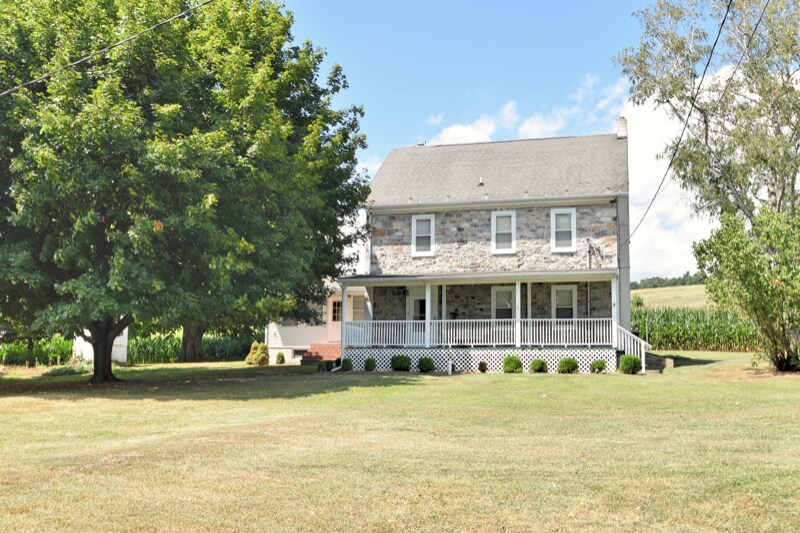 Primary Photo - 6320 Koehler Rd