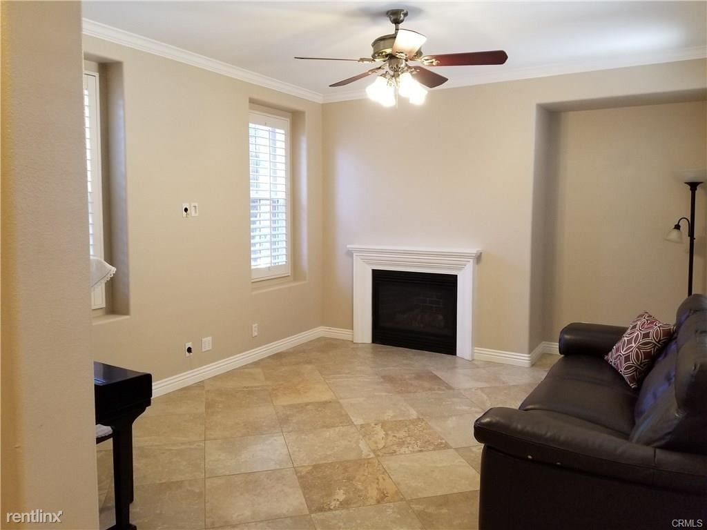 Primary Photo - 4 br, 3 bath House - 10 Ellistone # 45