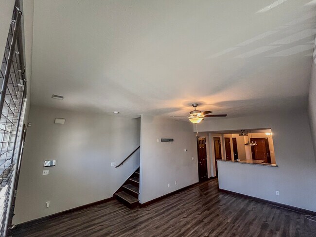 Building Photo - 1382 Rural Hill Rd